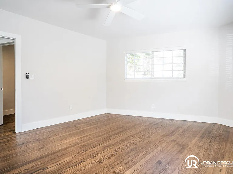 2420 Flamingo Dr #1 — Photo 35