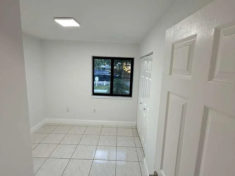 20314 SW 124th Pl — Photo 7