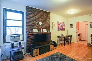 Rented by City Connections Realty