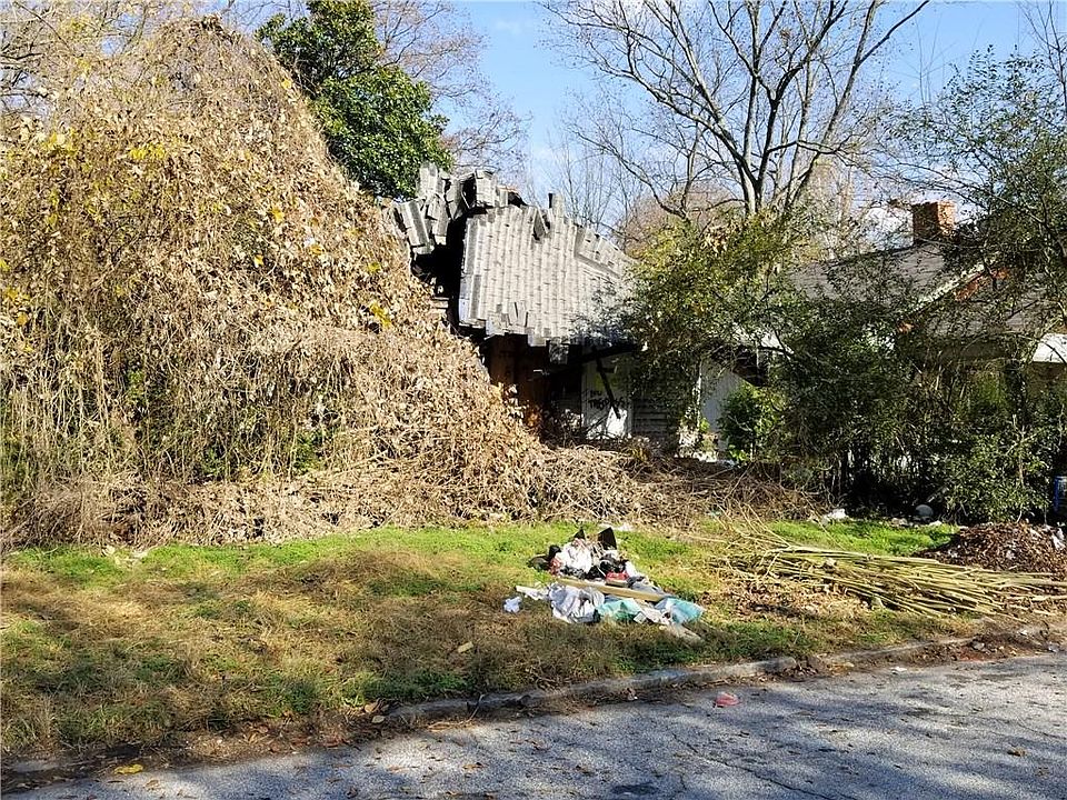 2nd image of 839 Cameron M Alexander Blvd NW