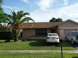 11350 SW 164th St, Miami, FL 33157