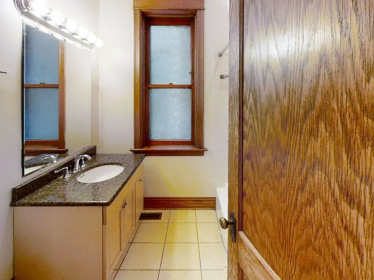 3740 N Magnolia Ave — Photo 6