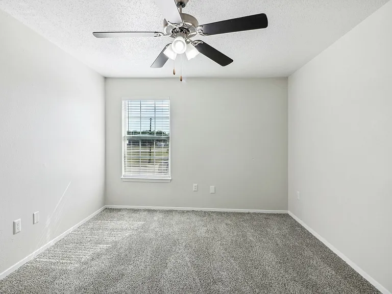 W Kirby St-024