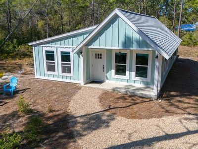 121 Cedar St, Eastpoint, FL, 32328