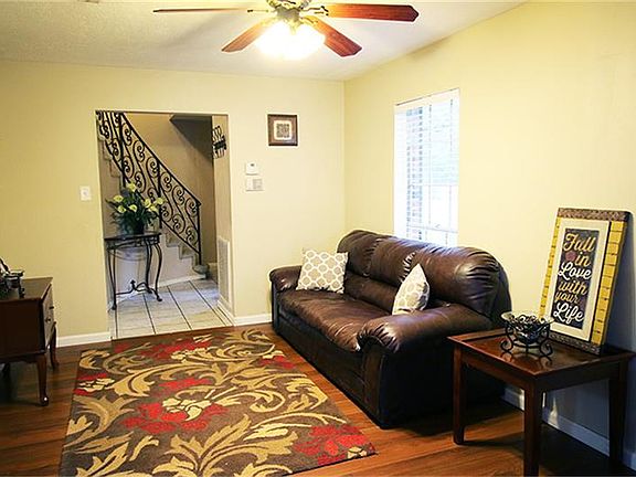 4th image of 25917 Peach Creek Dr