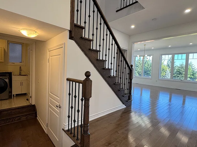 32 Philips Lake Ct — Photo 7