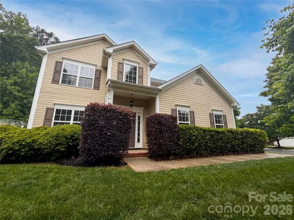 8702 Bell Song Ln, Huntersville, NC 28078