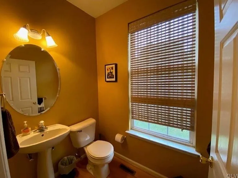 5607 Spring Ridge Dr W — Photo 12
