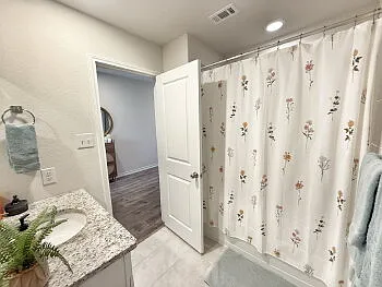 380 Arbor Hls — Photo 7