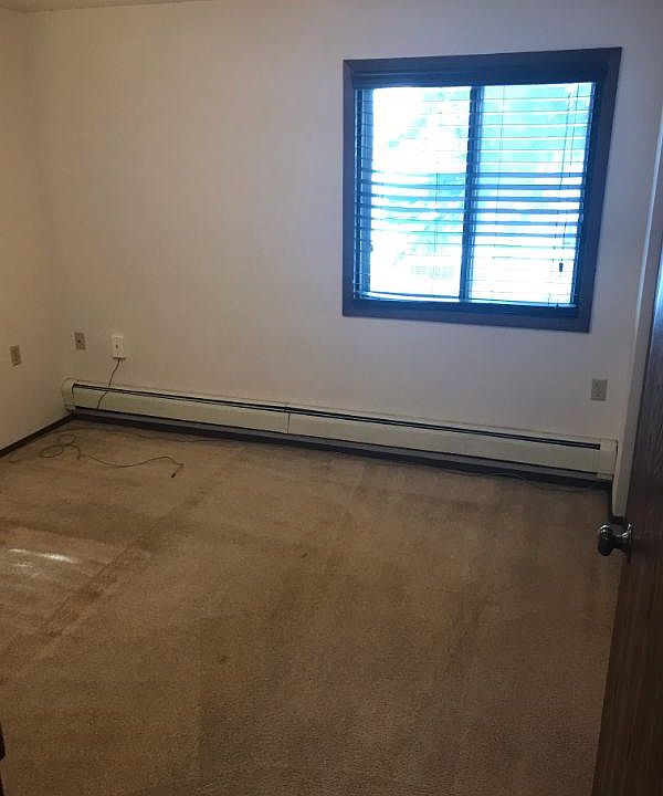 2nd image of 1520 Gault St APT 2