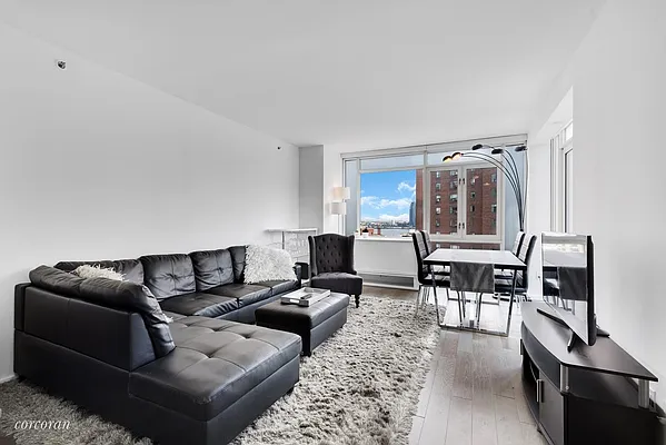 Rented by Corcoran | media 24