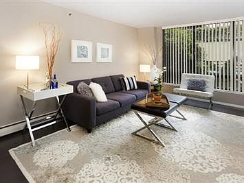 1st image of 960 Bush St #212