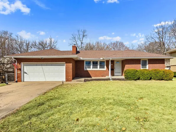 2119 W Westbrook Dr, Peoria, IL 61614