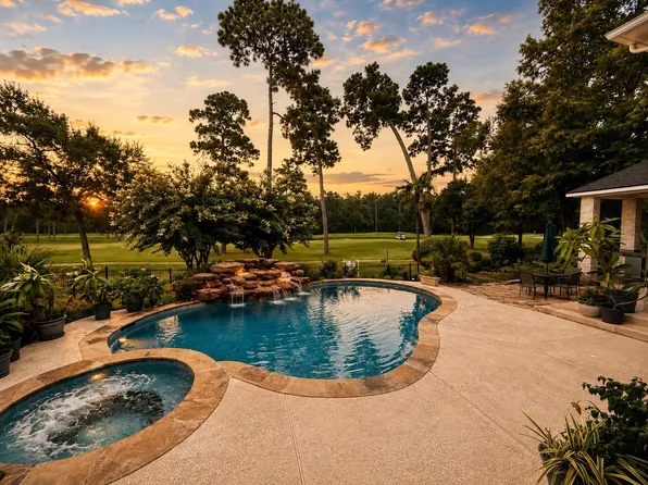 6611 Course View Ln, Spring, TX 77389