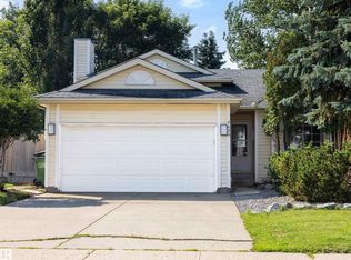 4639 10th Ave NW, Edmonton, AB T6L 4S2