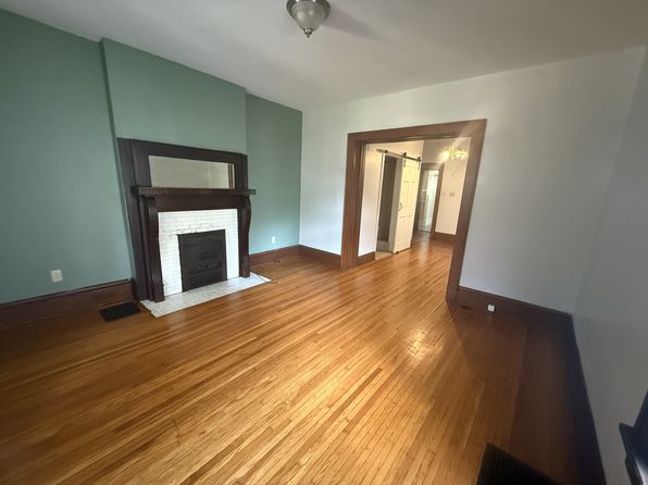 466 E Tompkins St #468