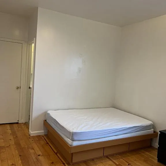 230 Lowell St #3 — Photo 13