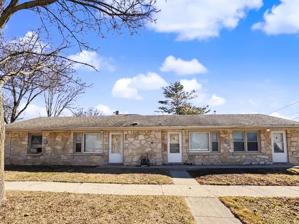 2276 North 94th STREET, Wauwatosa, WI 53226