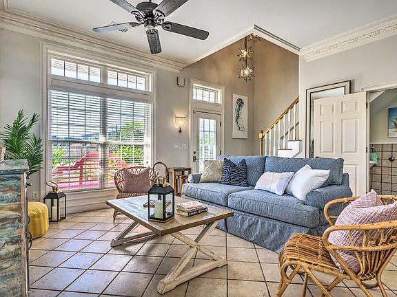 Comfortable fully furnished home