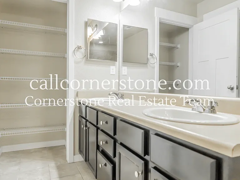 7406 Willow Pines Pl — Photo 27