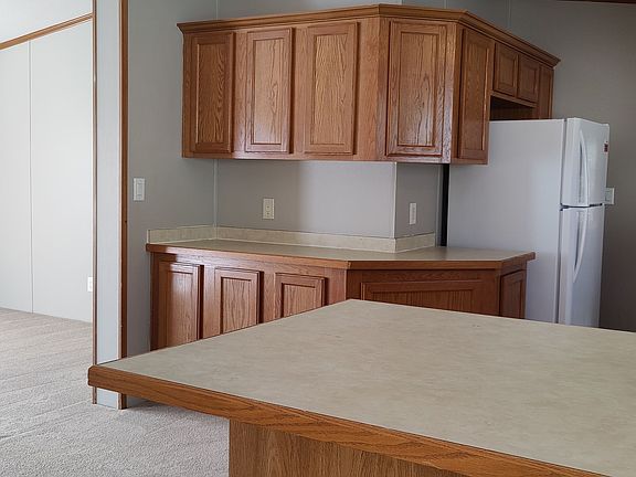 5th image of 3951 Bentwood Cir W #90