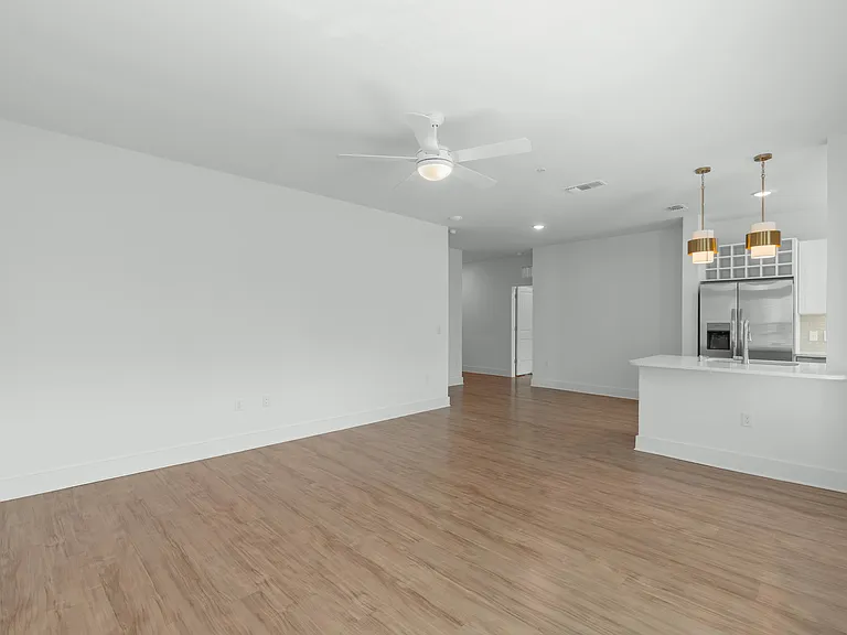 Botanic Miramar Beach — Photo 147