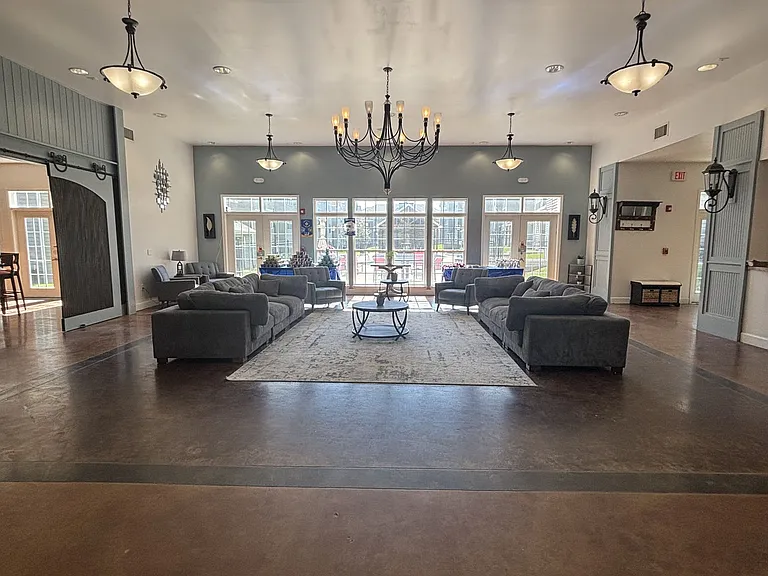The Grand at Pine Ridge — Photo 22
