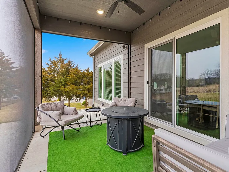 8849 Moonbug Ln — Photo 46