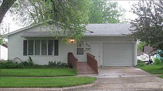 1st image of 609 Oscar Ave N