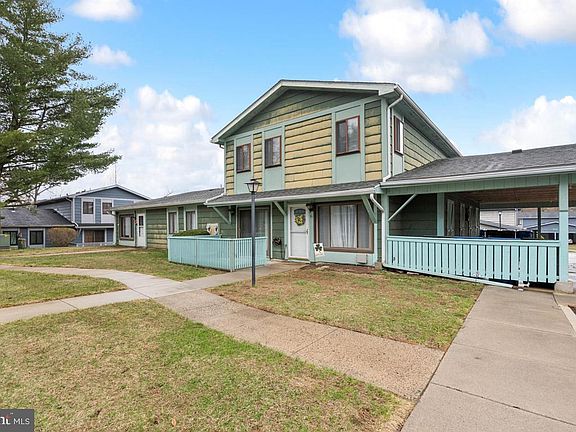 2nd image of 51 Willowwood Ct