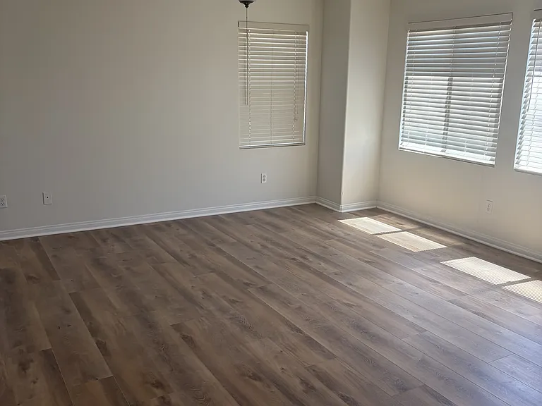 36305 Clearwater Ct — Photo 16
