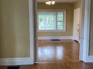 119 E High St, Sycamore, IL 60178