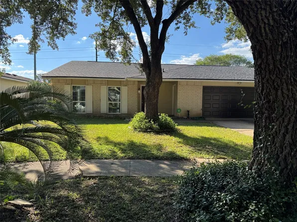 4831 Gretna Green Dr, Houston, TX 77084