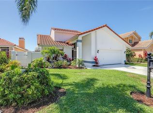 1262 Naples Lake Dr, Naples, FL 34104