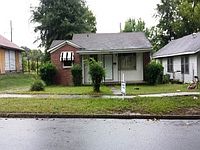 2nd image of 2205 Bragg St