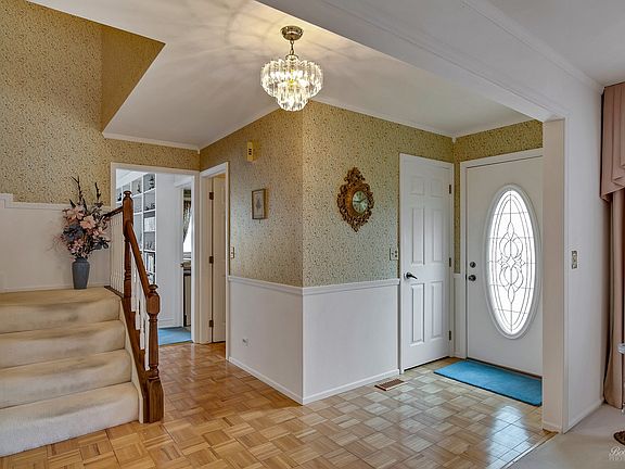 3rd image of 1919 Kingsley Dr