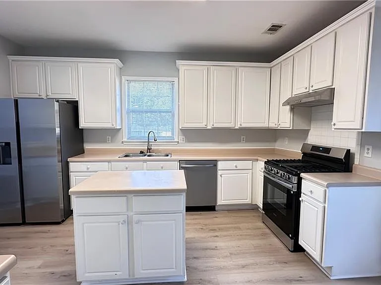 515 Weathervane Ct — Photo 9