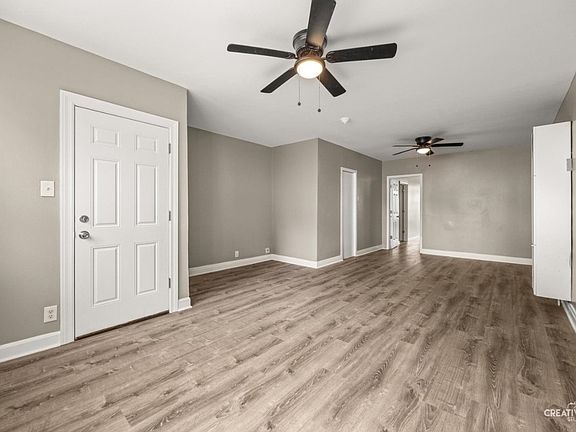 3rd image of 4429 S Fairfield Ave Floor 1