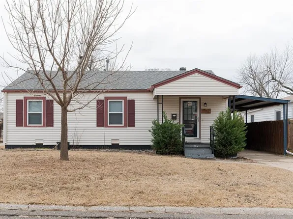 306 E Grumman Dr, Midwest City, OK 73110