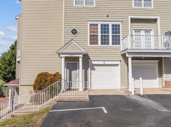 6339 Eagle Ridge Ln #C-51, Alexandria, VA 22312
