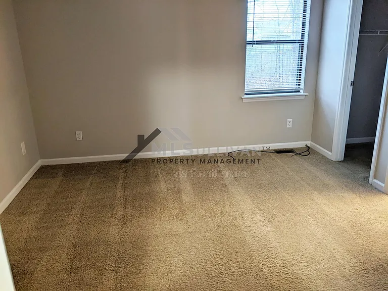 608 Kendall Dr — Photo 10