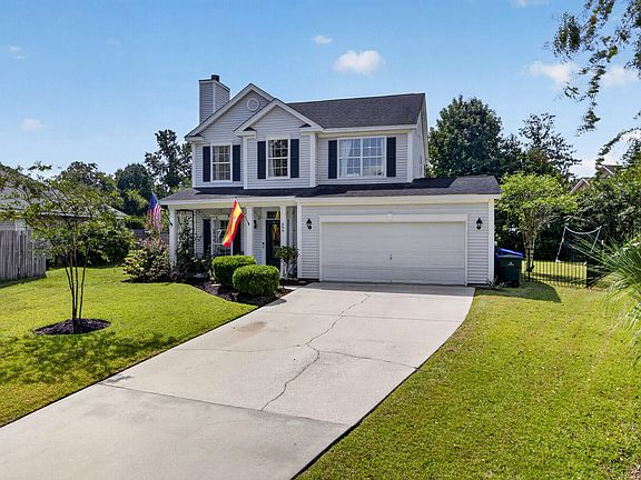 4th image of 239 Lytham Ct