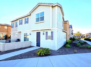 5930 Ginger Dr, Corona, CA 92880