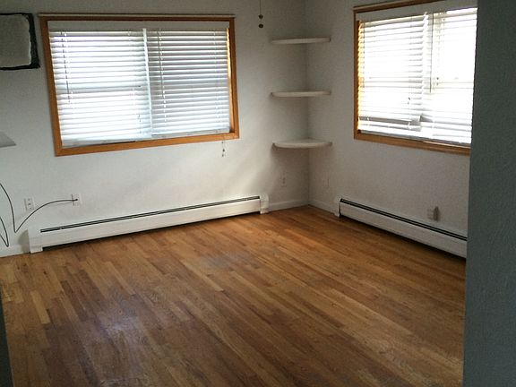 3rd image of 225 S 4th St