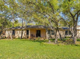 207 E Ridgewood Rd, Georgetown, TX 78633