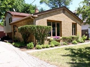 1321 Ridgewood Dr, Highland Park, IL