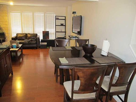4th image of 6901 Thorncliffe Dr APT B