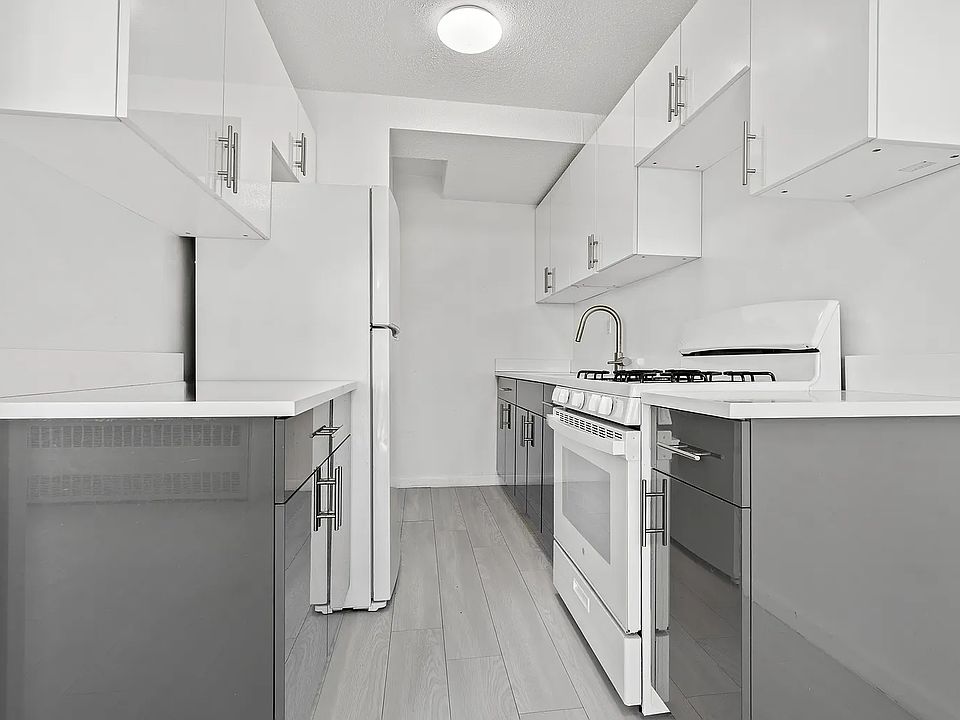 1st image of 4750 59th St APT 2F