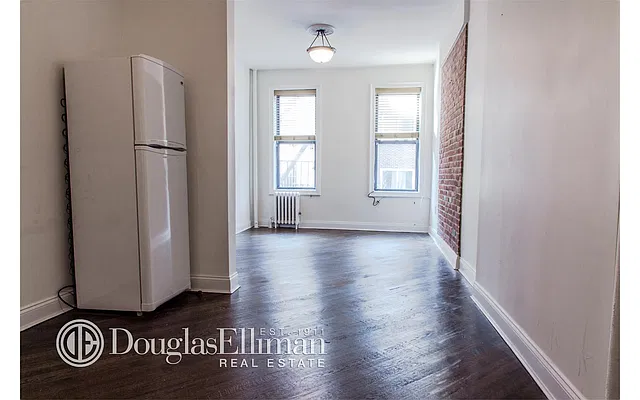 Rented by Douglas Elliman | media 18