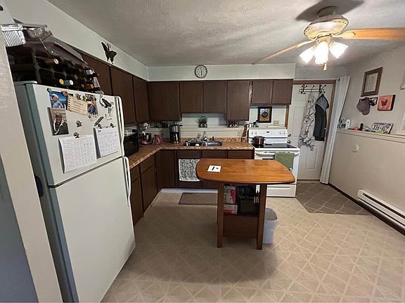 4th image of 814 Evergreen Dr